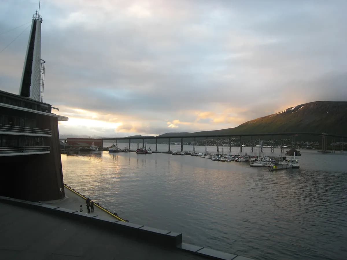 10 Best Ways to Experience the Midnight Sun in Tromsø
